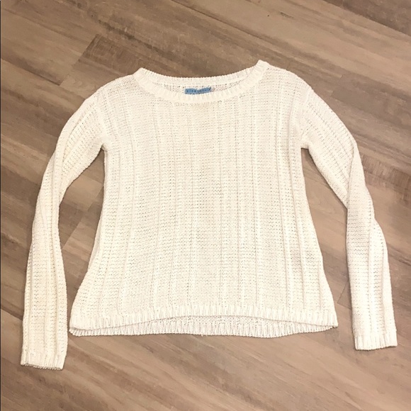 EUC Alice + Olivia White Knitted Sweater - Picture 2 of 5